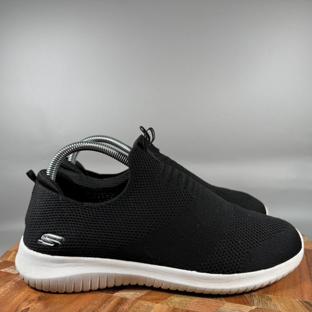 Skechers Ultra Flex Womens 8.5 Black White Knit Slip On Walking Sneakers
